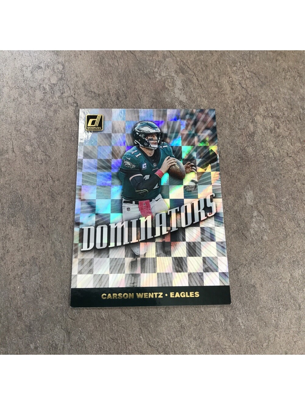 2019 DONRUSS DOMINATORS CARSON WENTZ #DOM-22